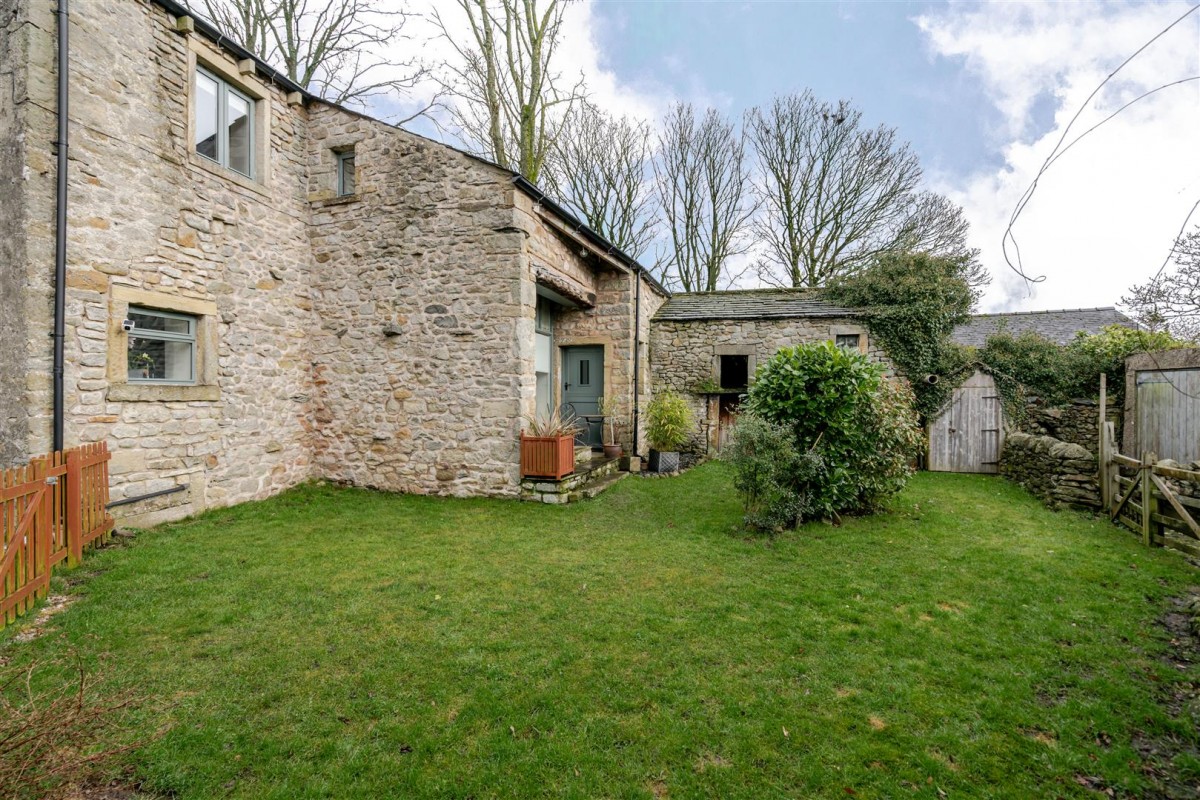 Grosvenor Barn and Annex, Long Preston. Skipton