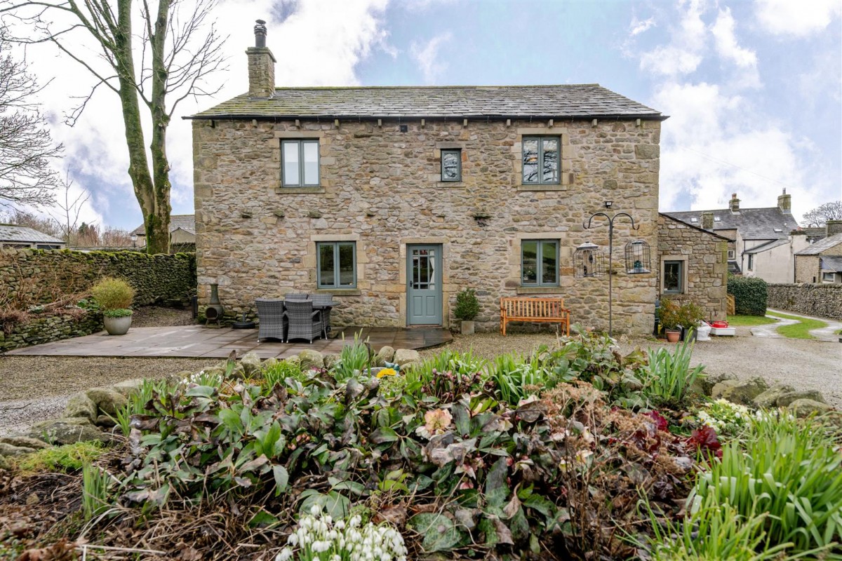 Grosvenor Barn and Annex, Long Preston. Skipton