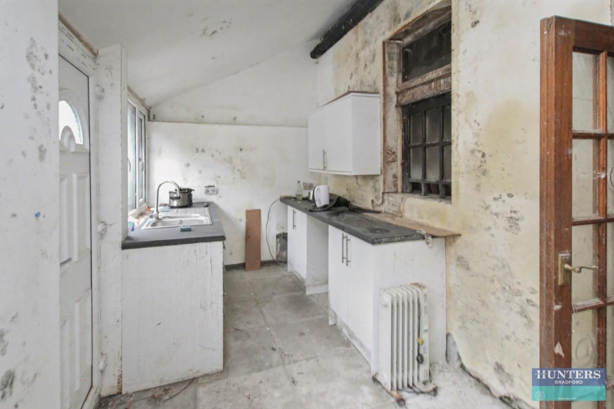 Tichborne Road Bradford, BD5 8AU