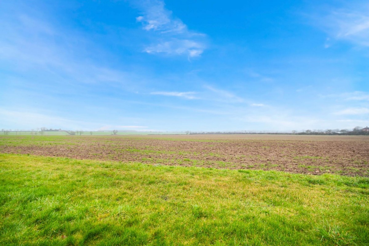 Gainsborough Road, Bole, Retford