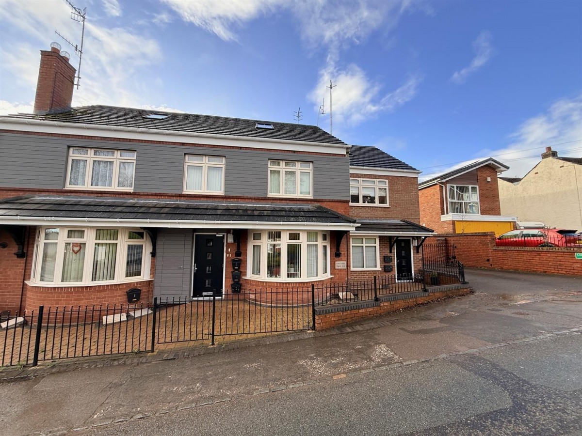 Enville Road, Kinver, Stourbridge, DY7 6BN