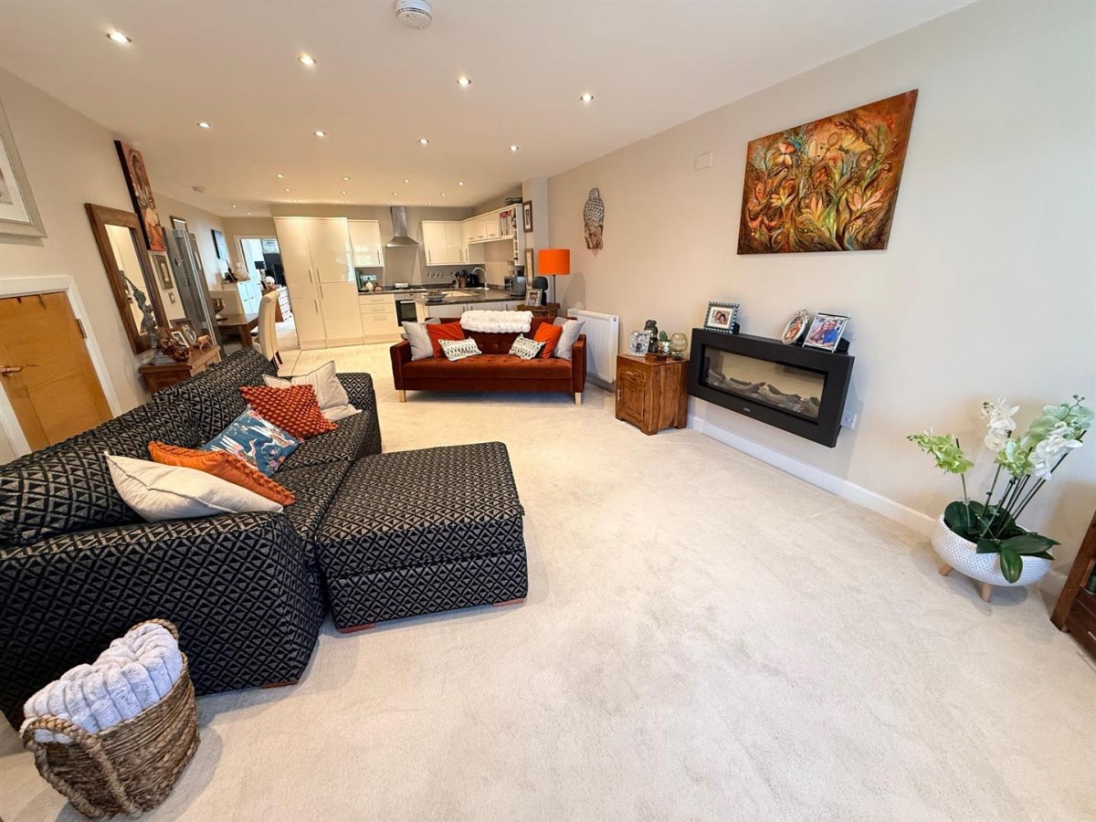 Enville Road, Kinver, Stourbridge, DY7 6BN