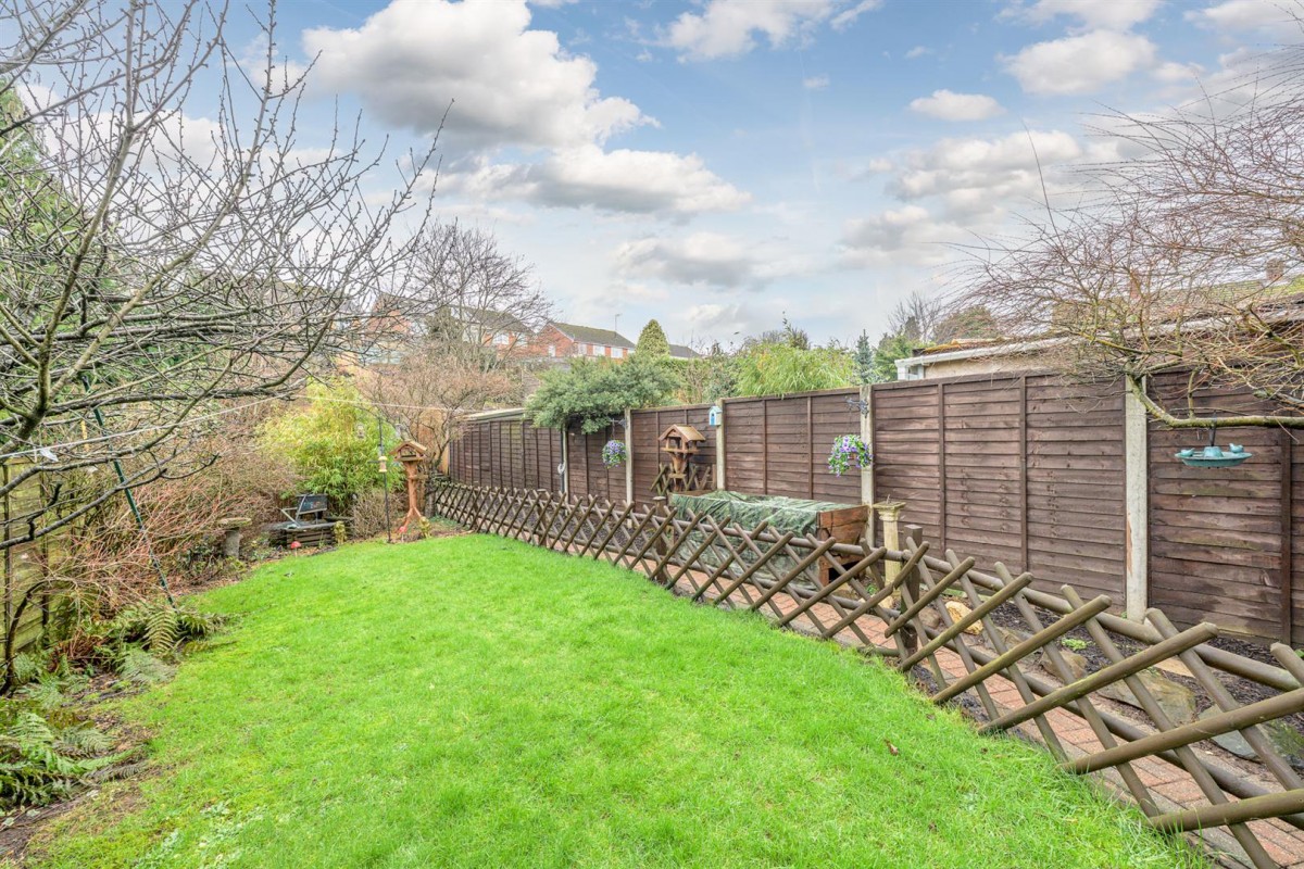 Coniston Drive, Kingswinford, DY6 9BZ