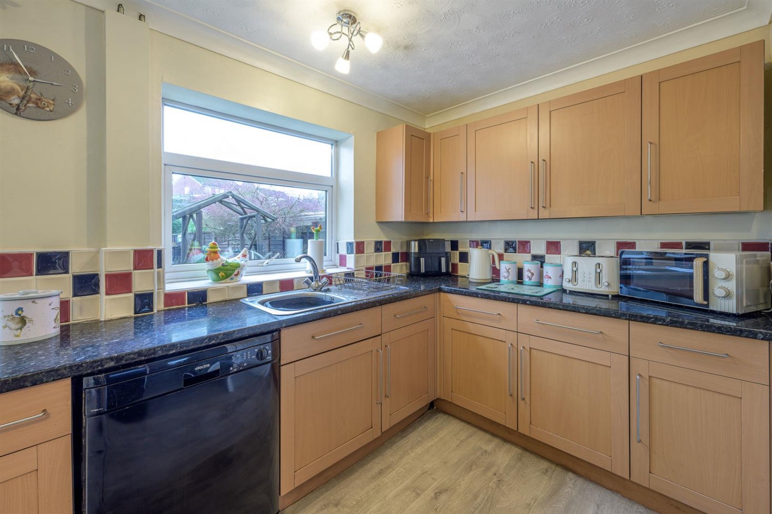 Coniston Drive, Kingswinford, DY6 9BZ