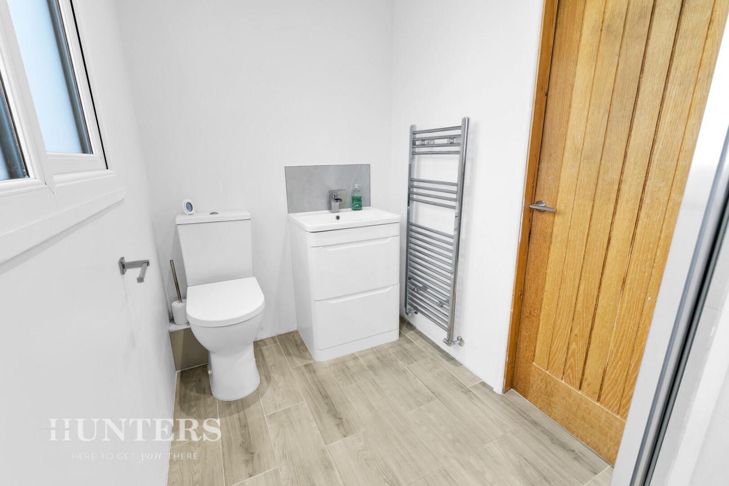 Chichester Close, Smithy Bridge, OL15 8QL