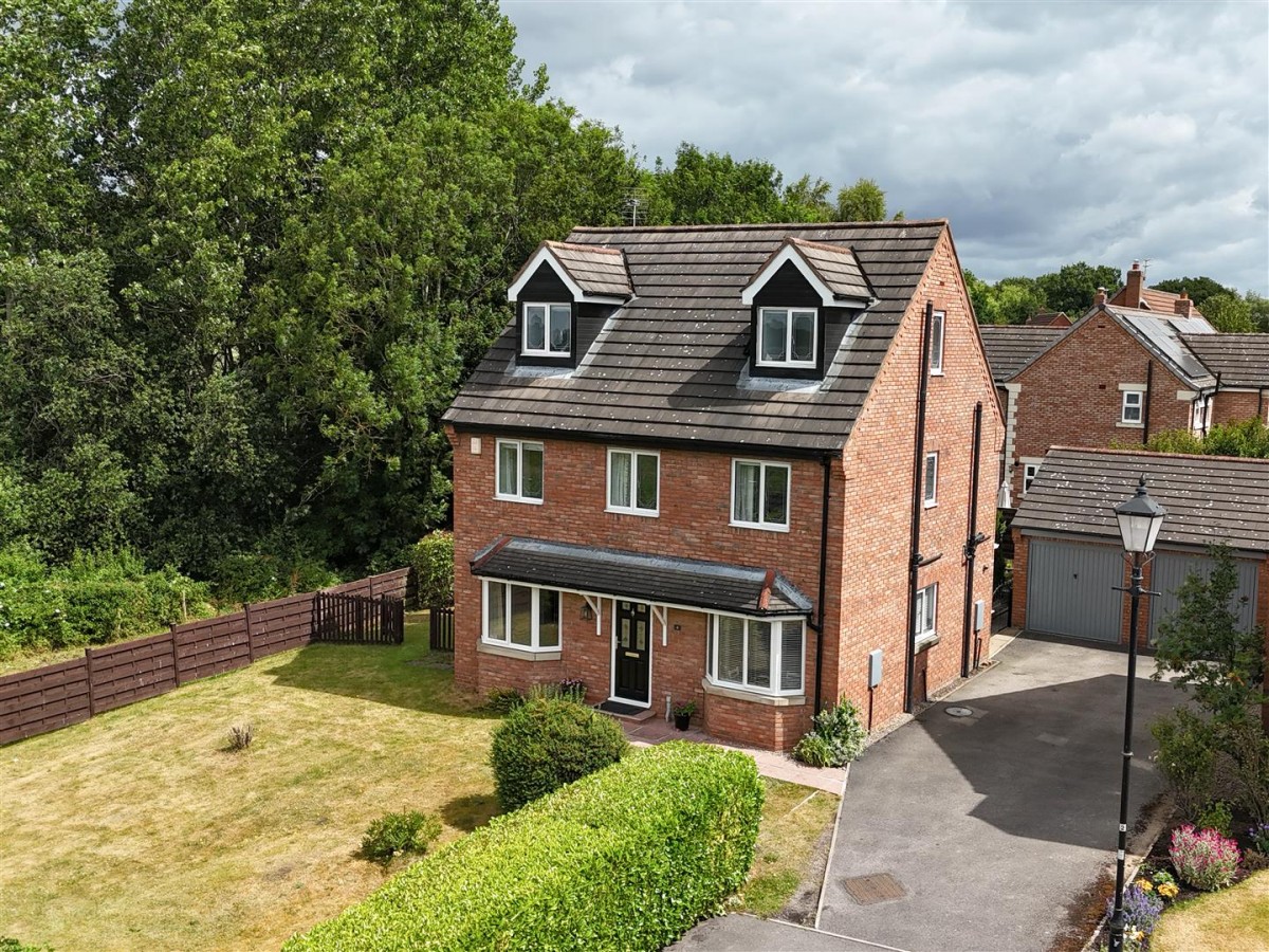 Waltham Close, Strensall, York, North Yorkshire