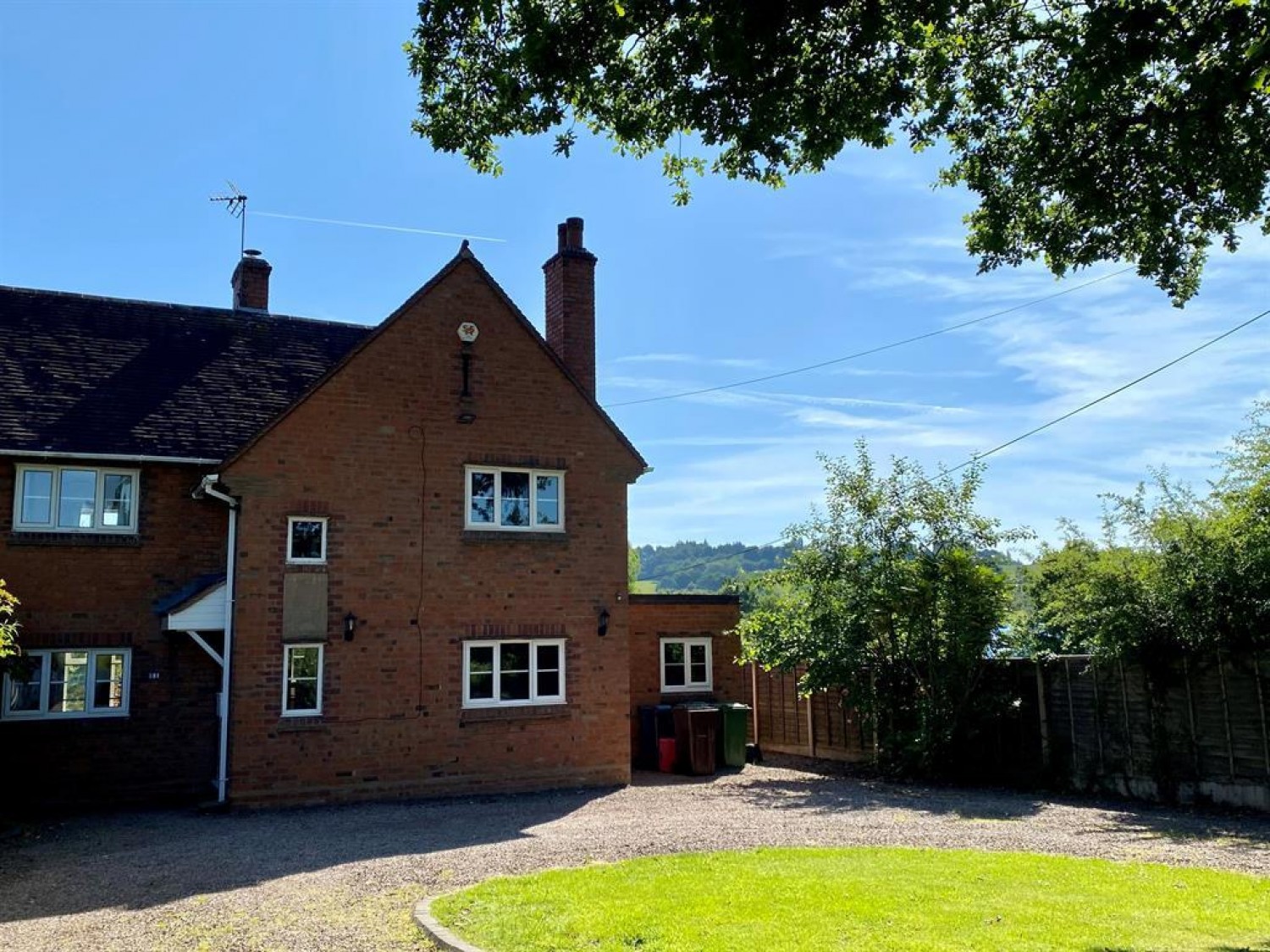 Redditch Road, Alvechurch, Birmingham, B48 7RS