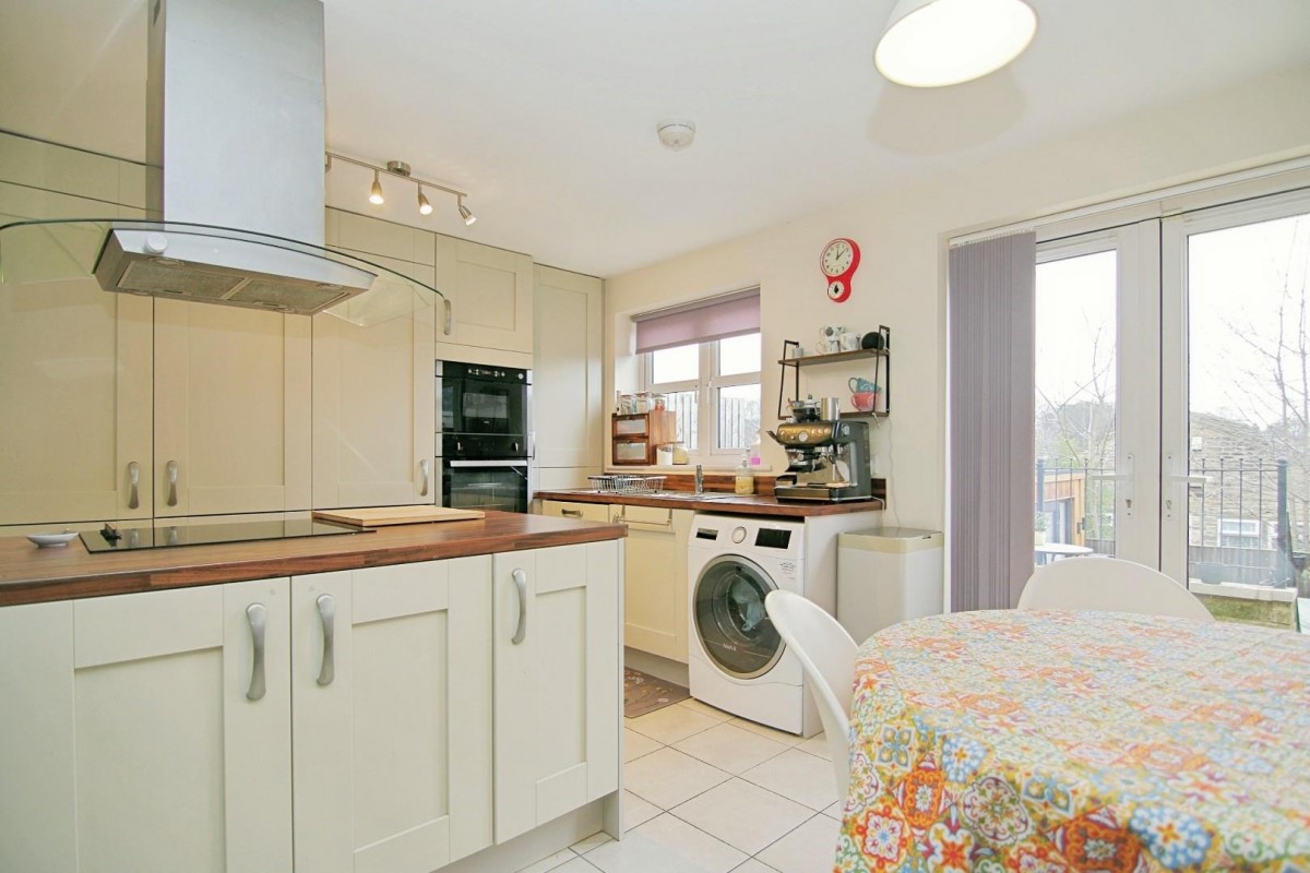 Palmer Green, Farsley, LS28 5FW