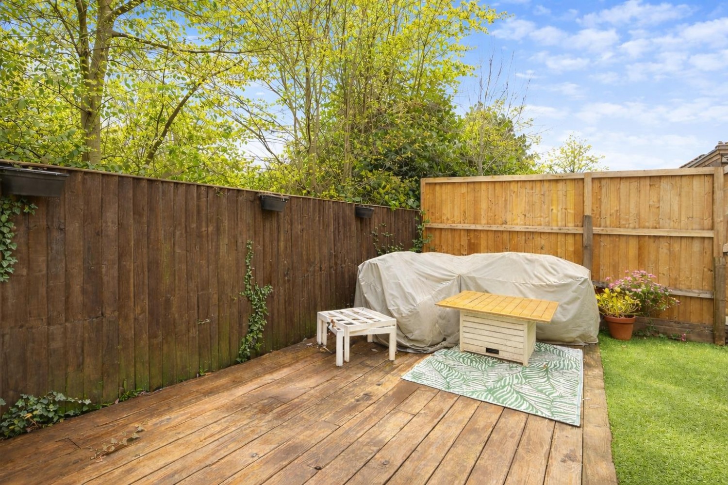 Palmer Green, Farsley, LS28 5FW