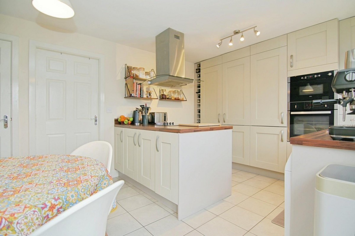 Palmer Green, Farsley, LS28 5FW