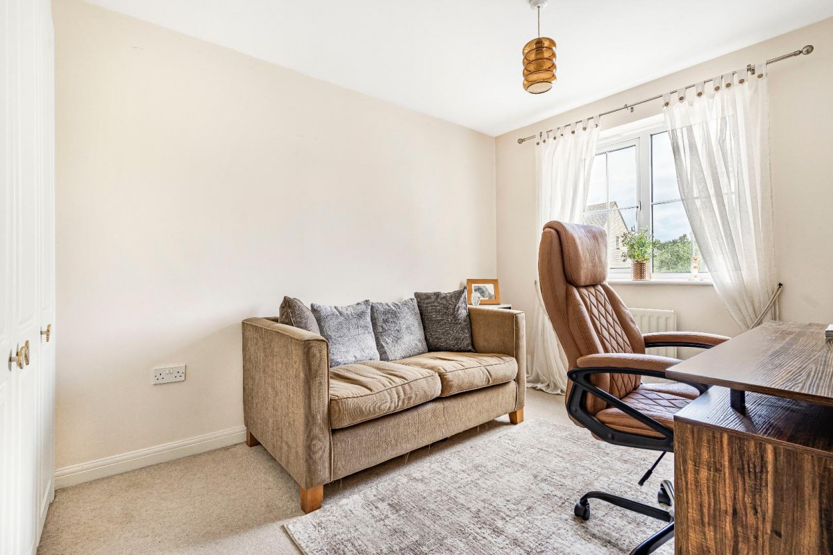 Grebe Road, Bicester