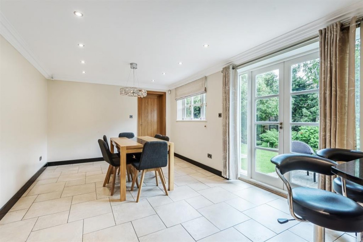 Roe Green, Worsley, Manchester, M28 2RN