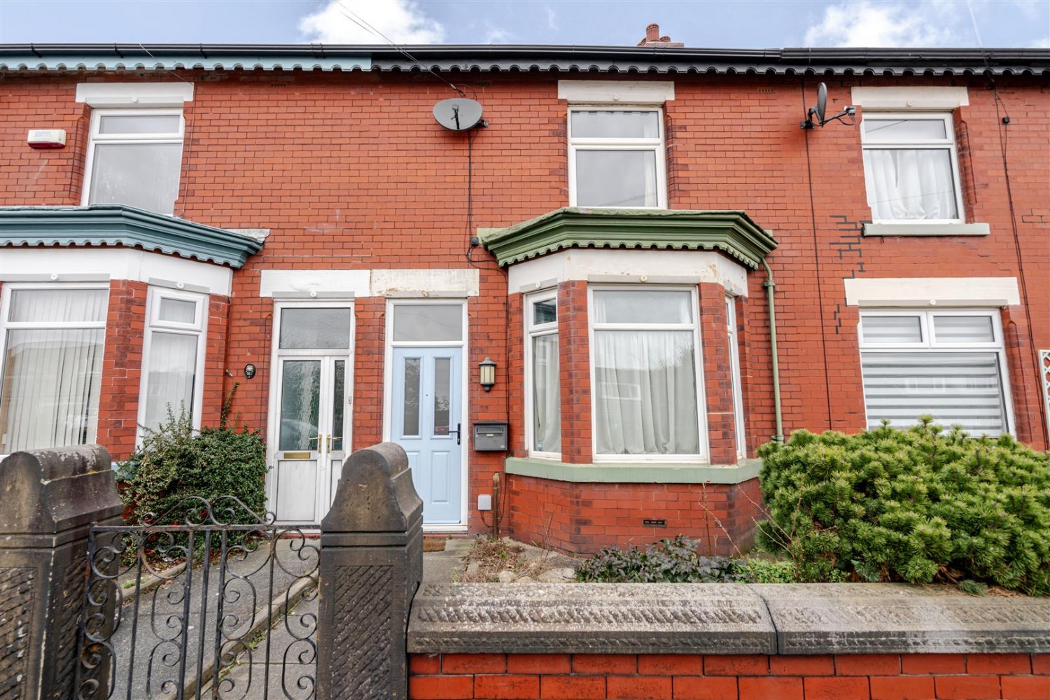 Hilton Lane, Worsley