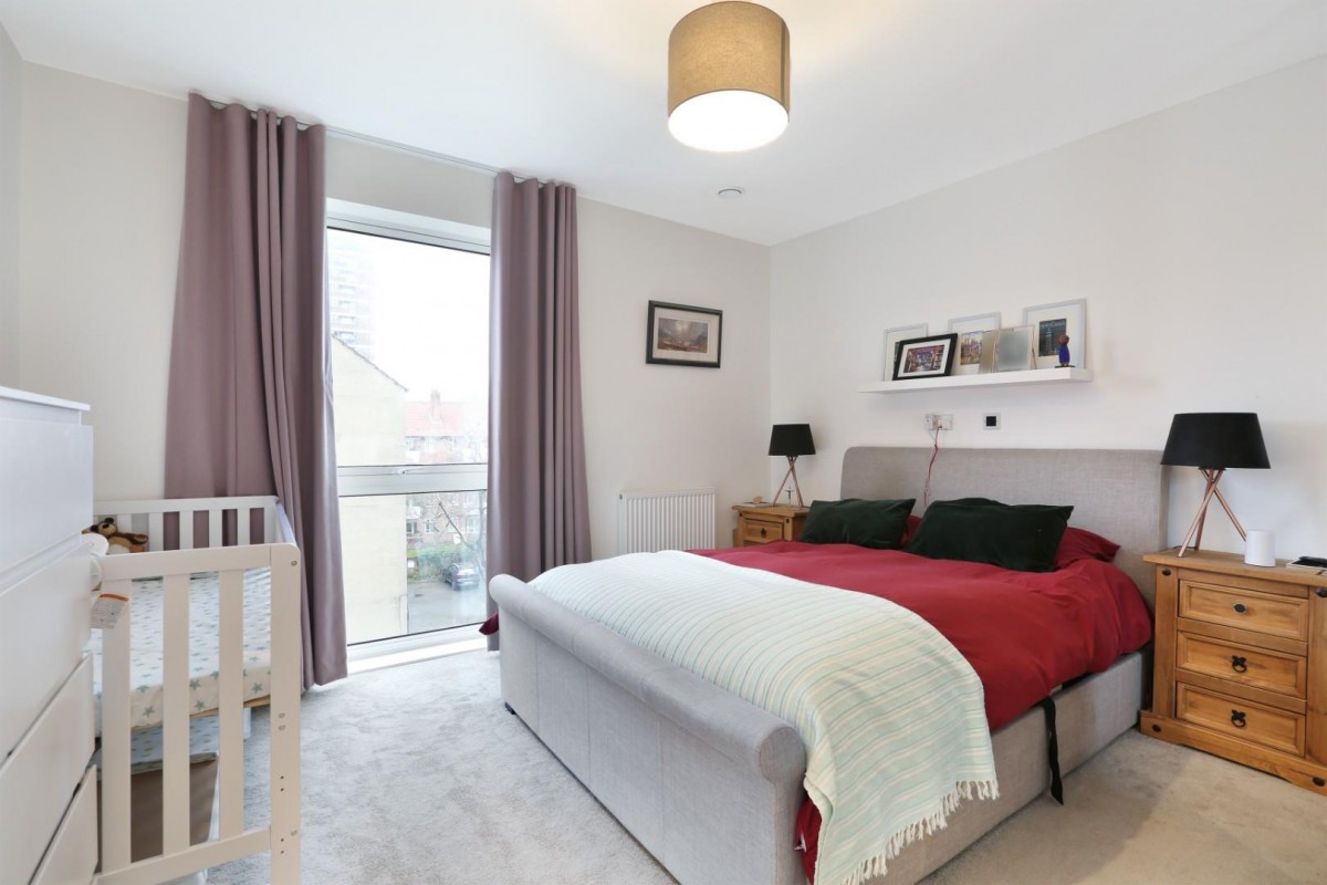 Broome Way, London, SE5