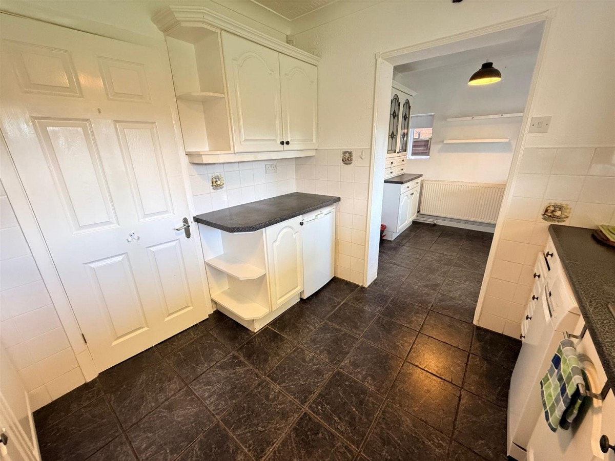 Stourton Crescent, Stourbridge, DY7 6RR