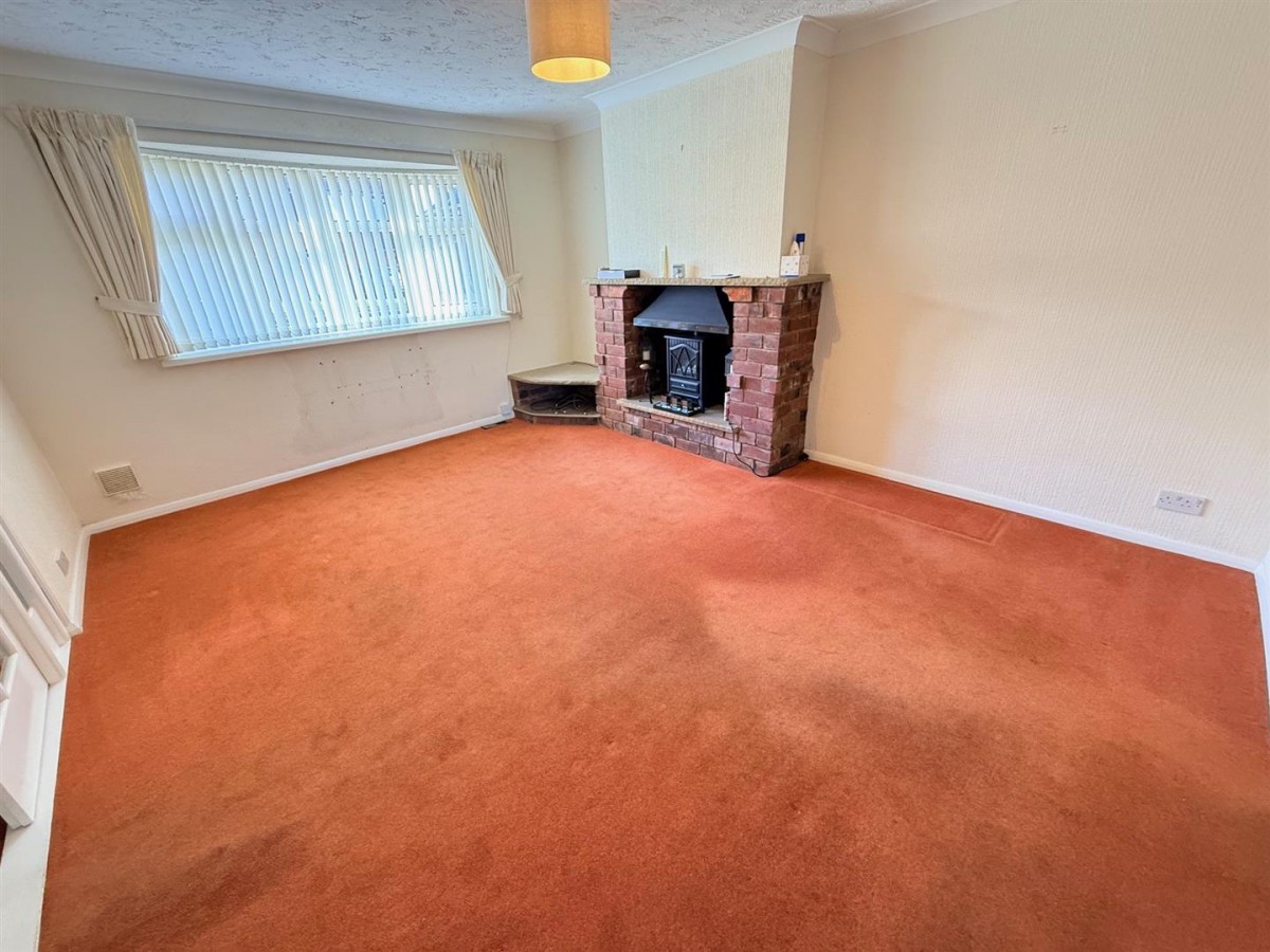 Stourton Crescent, Stourbridge, DY7 6RR