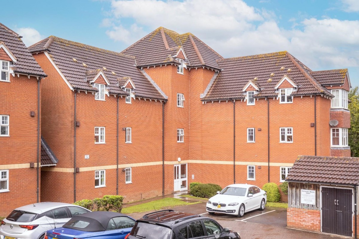 Arthurs Close, Emersons Green, Bristol, BS16 7JB