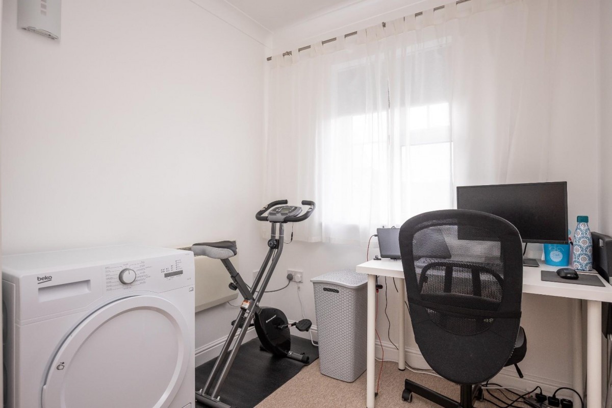 Arthurs Close, Emersons Green, Bristol, BS16 7JB