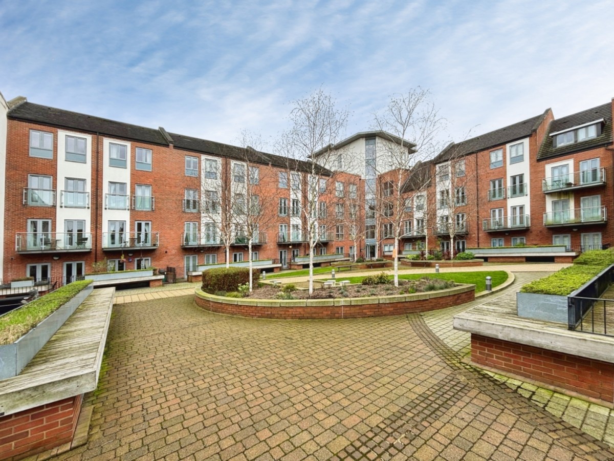 Adventurers Court, Pond Garth, York