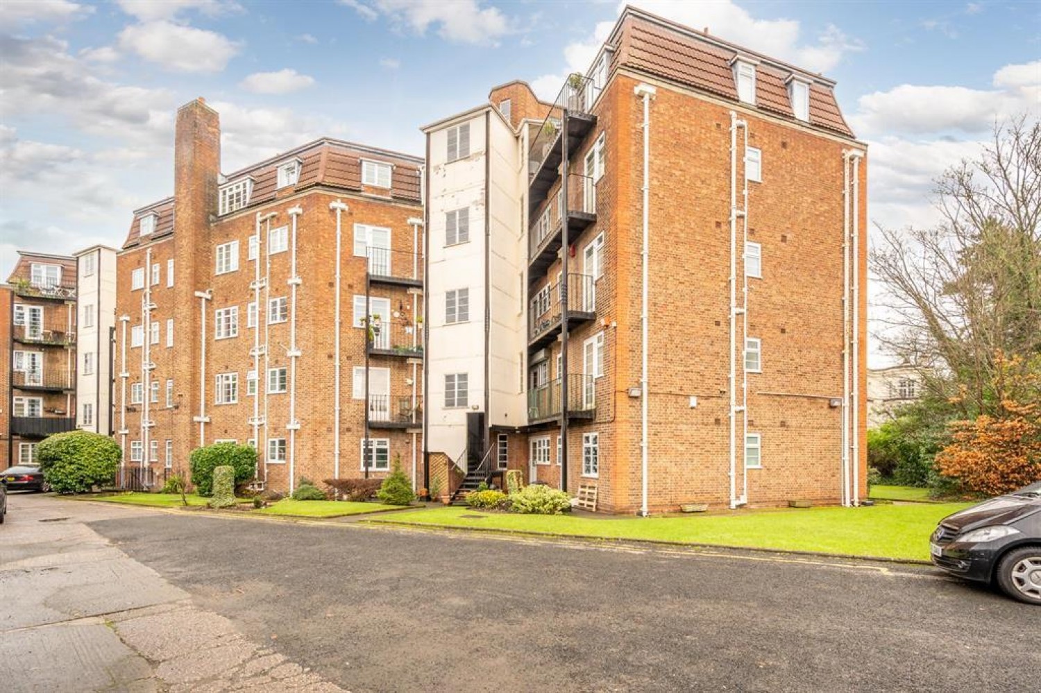 Holly Road, Edgbaston, Birmingham, B16 9NJ