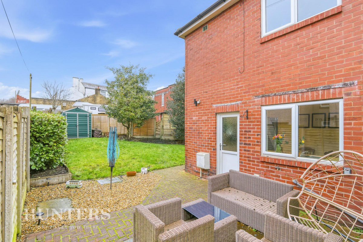 Henderville Street, Littleborough OL15 9HJ