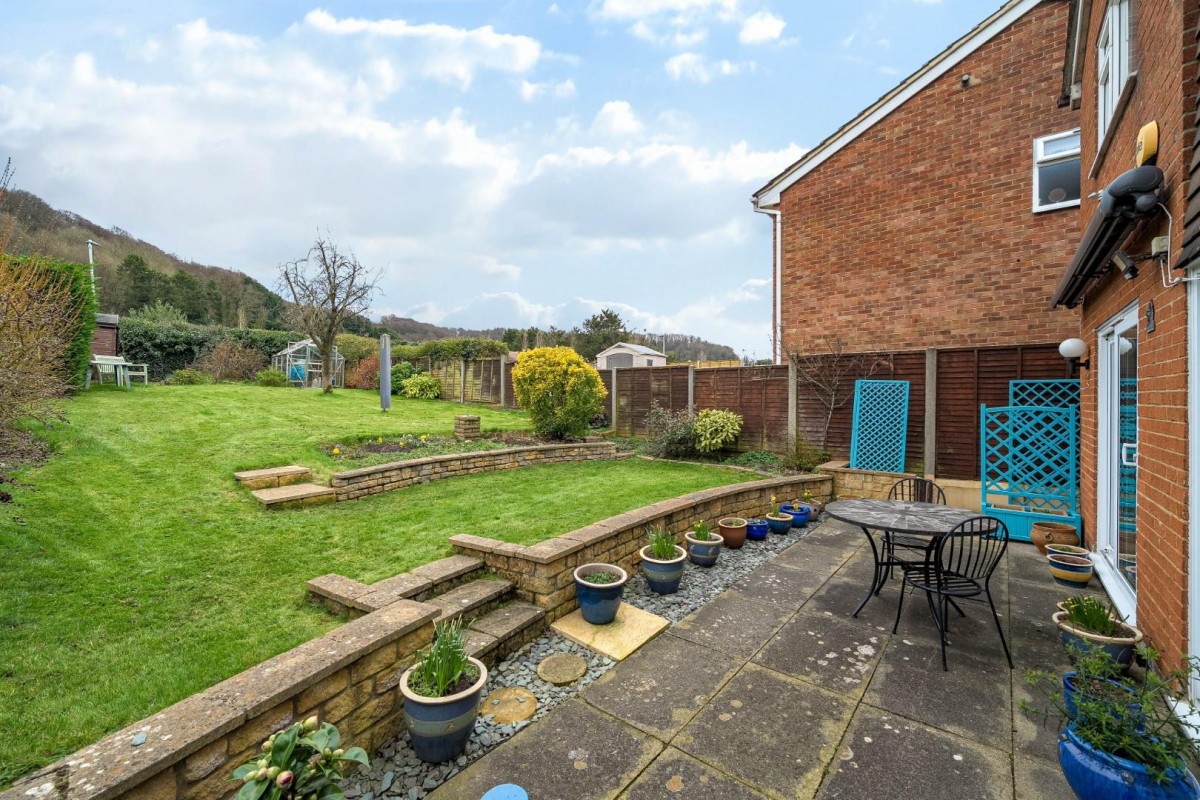 Broadmere Close, Dursley