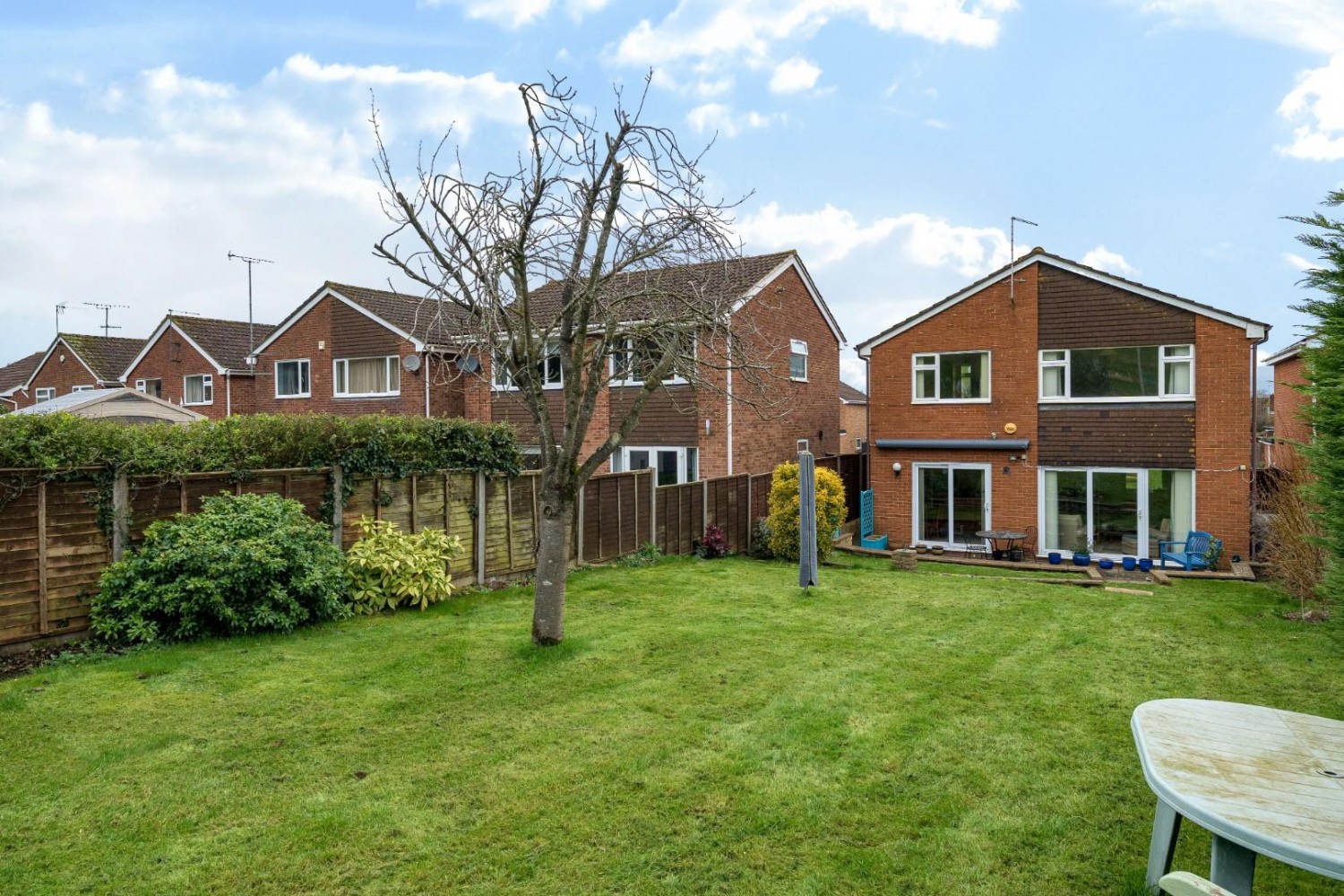 Broadmere Close, Dursley