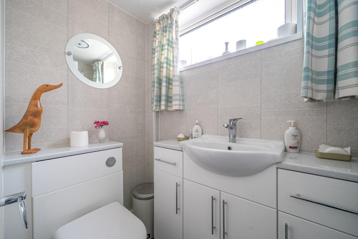 Broadmere Close, Dursley