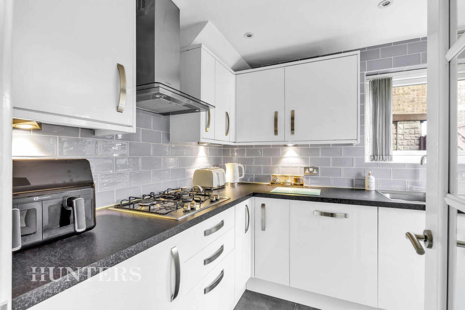 Chichester Close, Smithy Bridge OL15 8QL