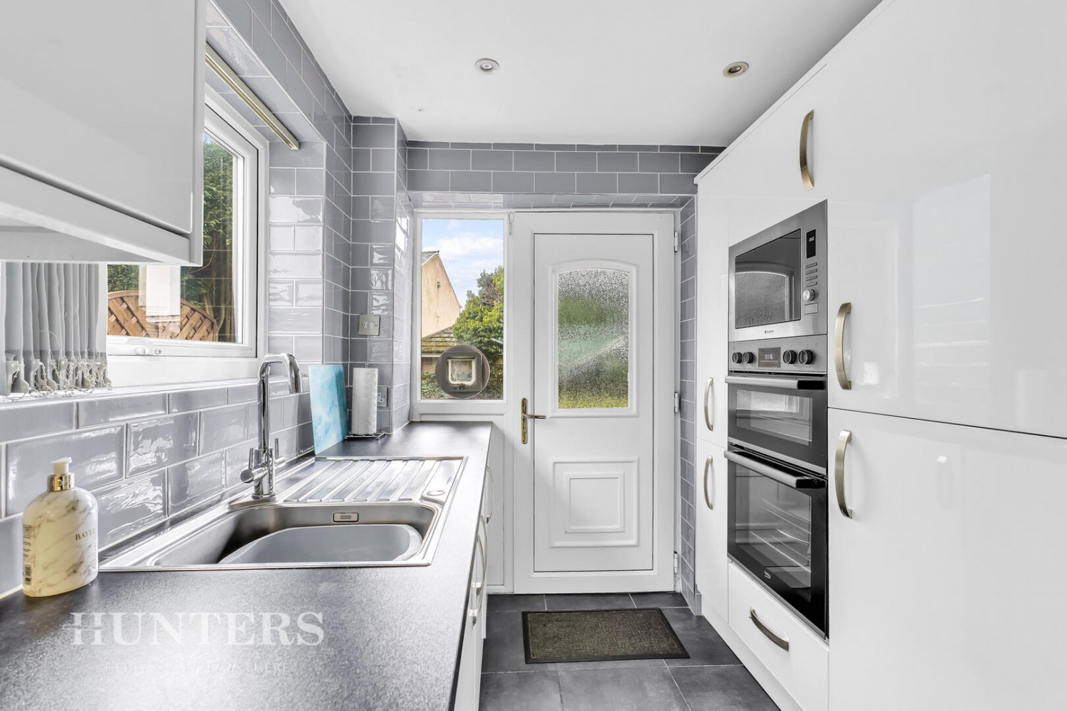 Chichester Close, Smithy Bridge OL15 8QL