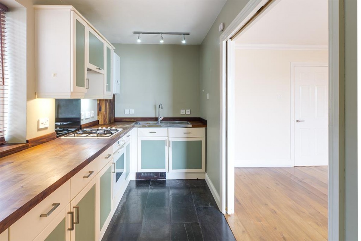 Pacific Close, Southampton