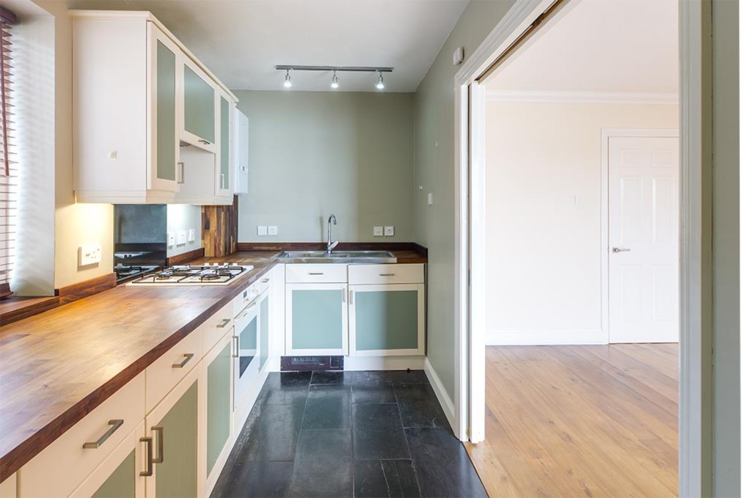 Pacific Close, Southampton