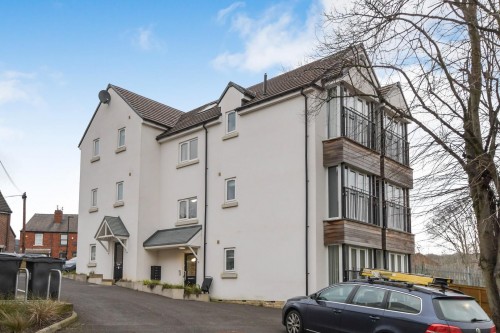 Sussex Road, Chapeltown, Sheffield, S35 2XL