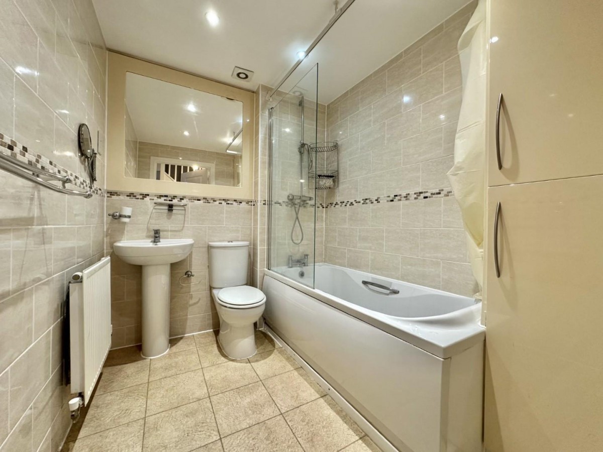 Fremantle Way, Hayes