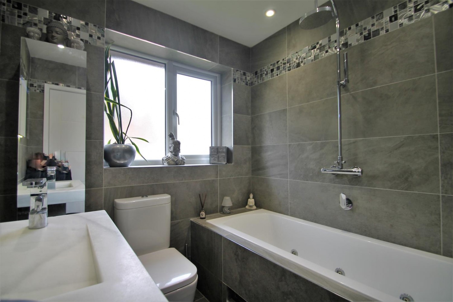 The Avenue, Gravesend, DA11