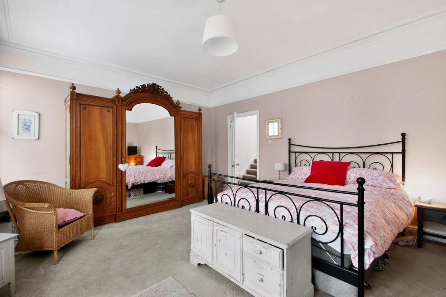 West End Avenue, Harrogate