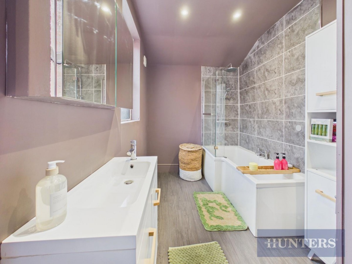 St. Johns Avenue, Scarborough