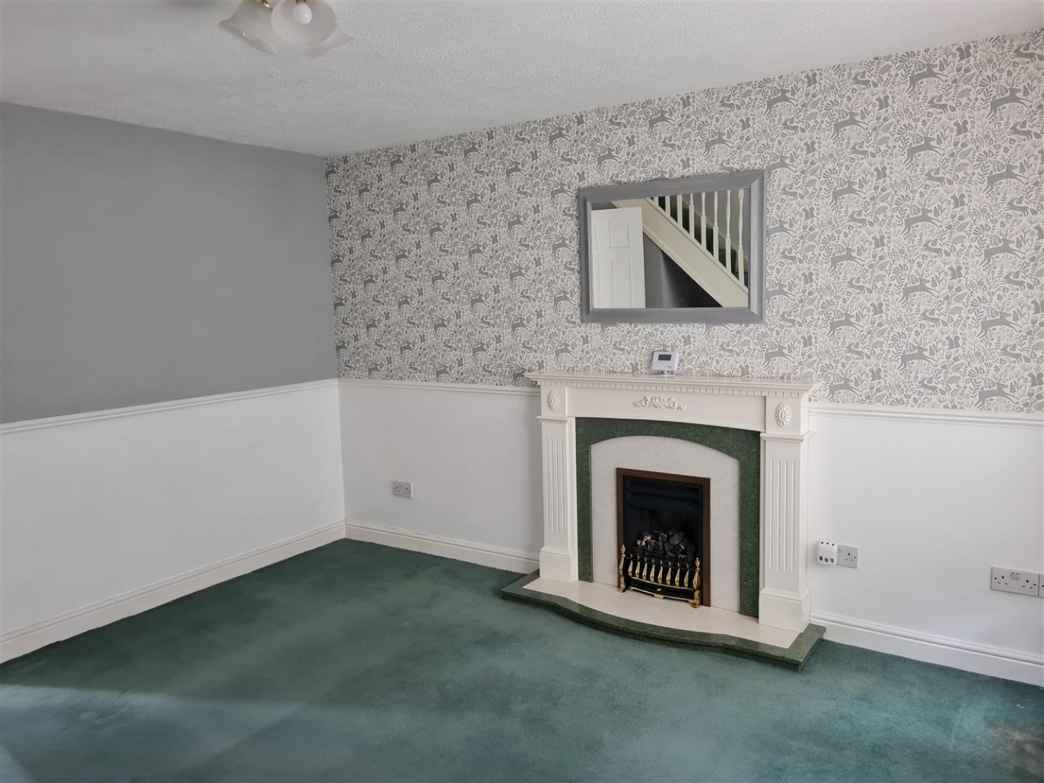 Netherbridge Avenue, Lichfield, WS14 9UF