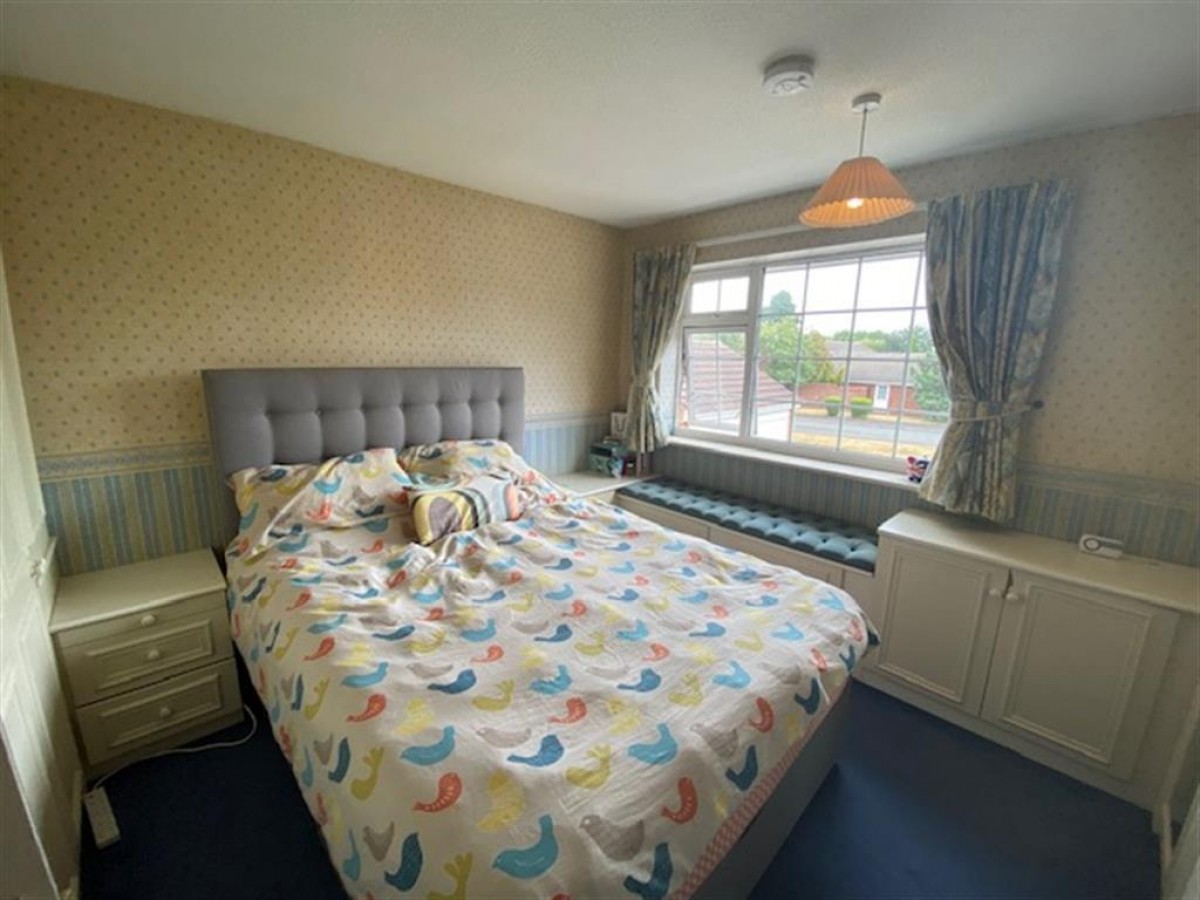 Netherbridge Avenue, Lichfield, WS14 9UF