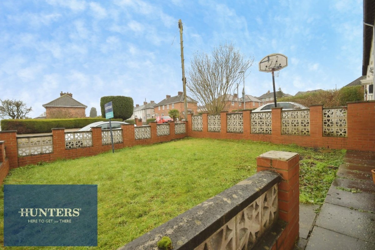 Elm Street, Hollingwood, Chesterfield, S43 2HJ