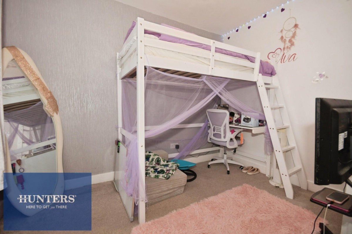 Elm Street, Hollingwood, Chesterfield, S43 2HJ