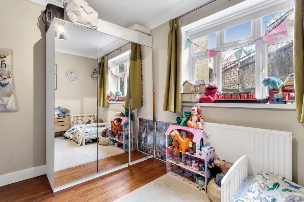 Dunn Street, London, E8