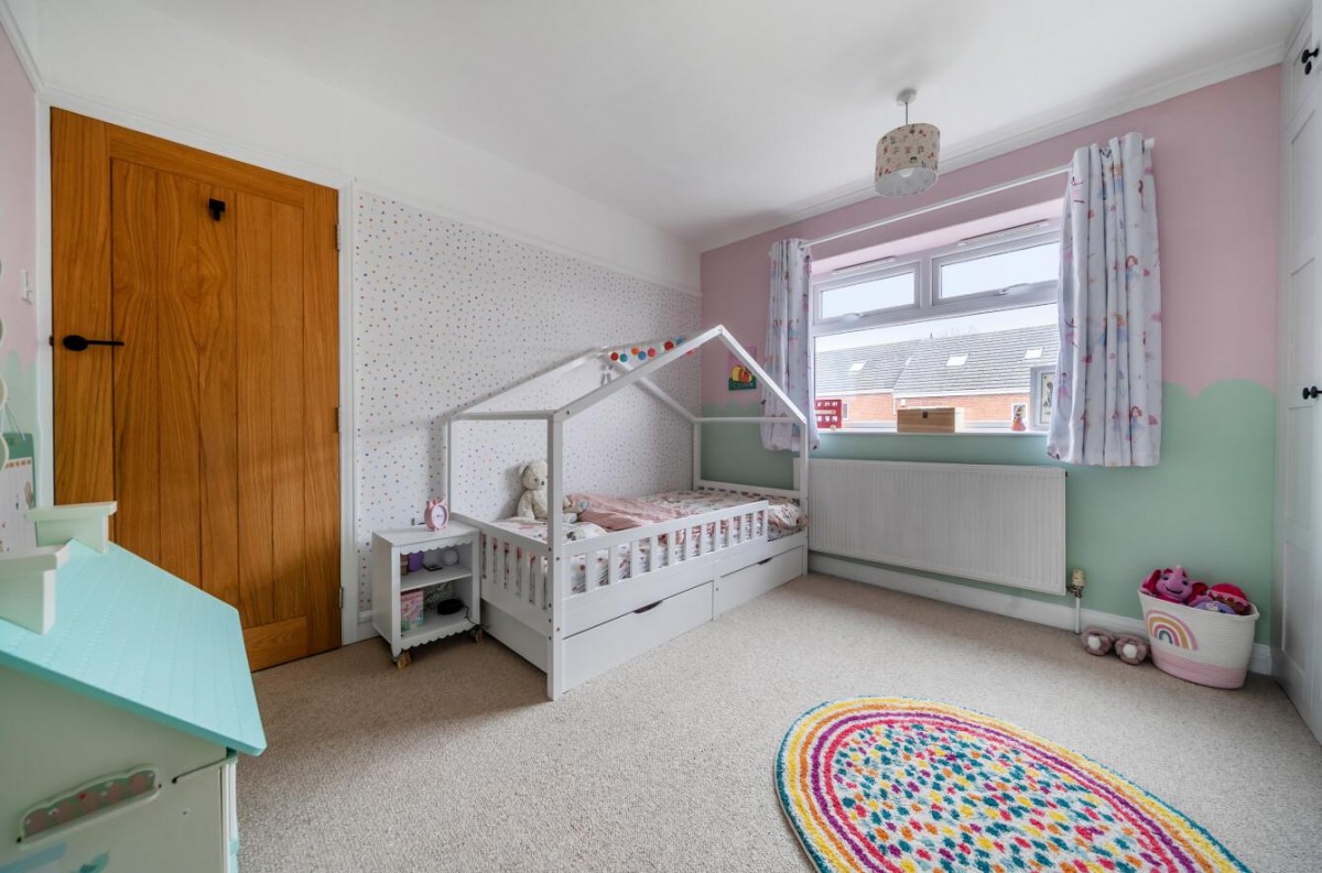 Woodhall Drive, Kirkstall, LS5