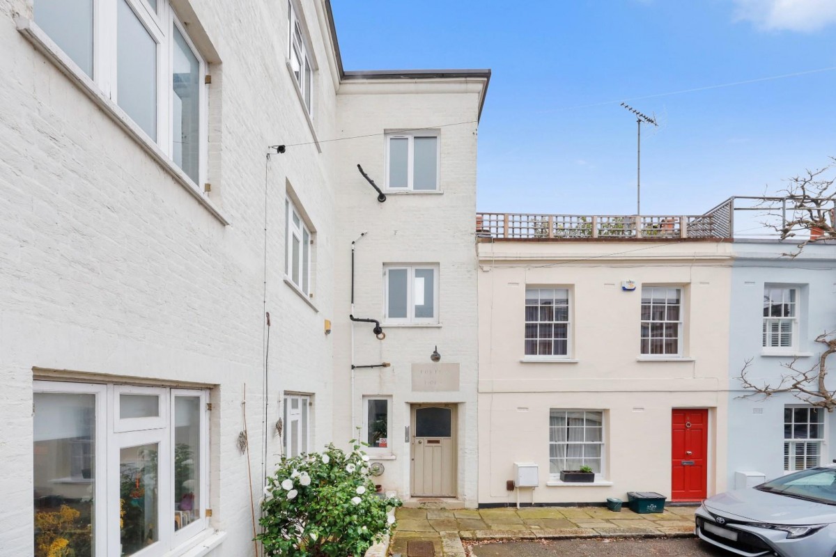 Fortess Grove, Kentish Town, London, NW5