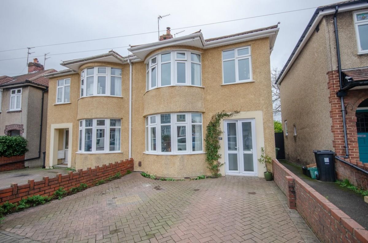 Coronation Road , Downend, Bristol, BS16 5SN