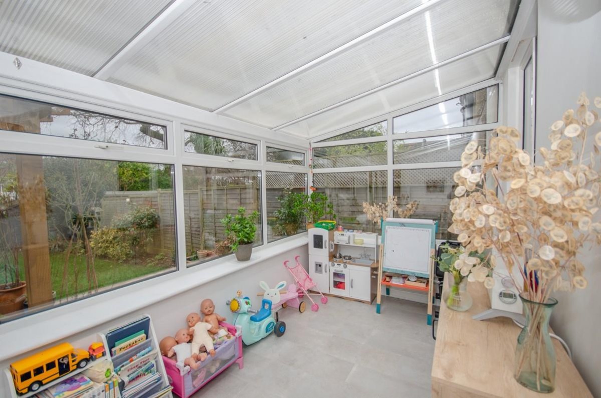 Coronation Road , Downend, Bristol, BS16 5SN