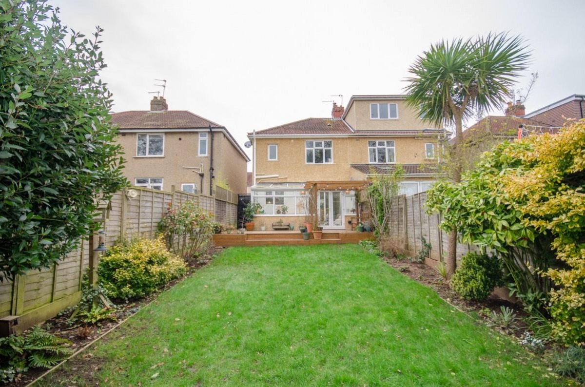 Coronation Road , Downend, Bristol, BS16 5SN