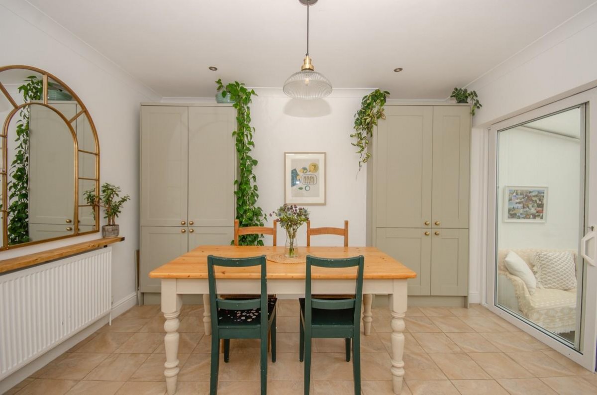 Coronation Road , Downend, Bristol, BS16 5SN