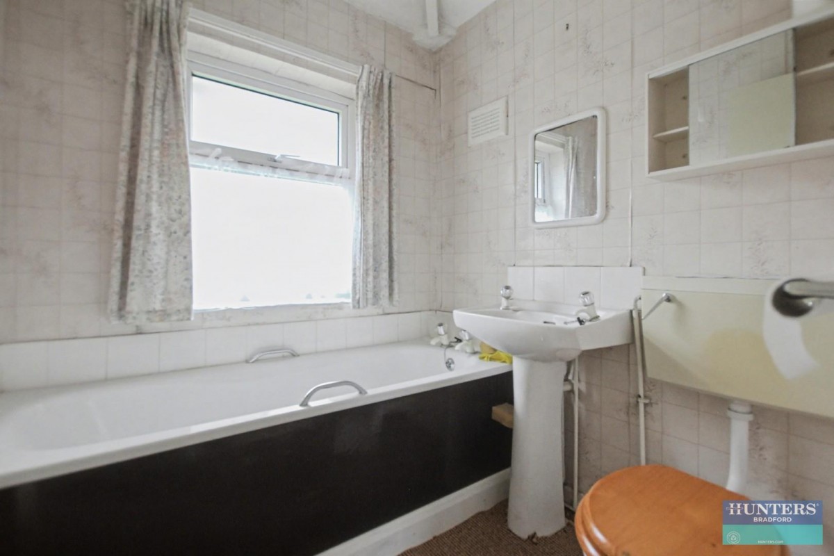 Emerson Avenue Bradford, BD9 6EA