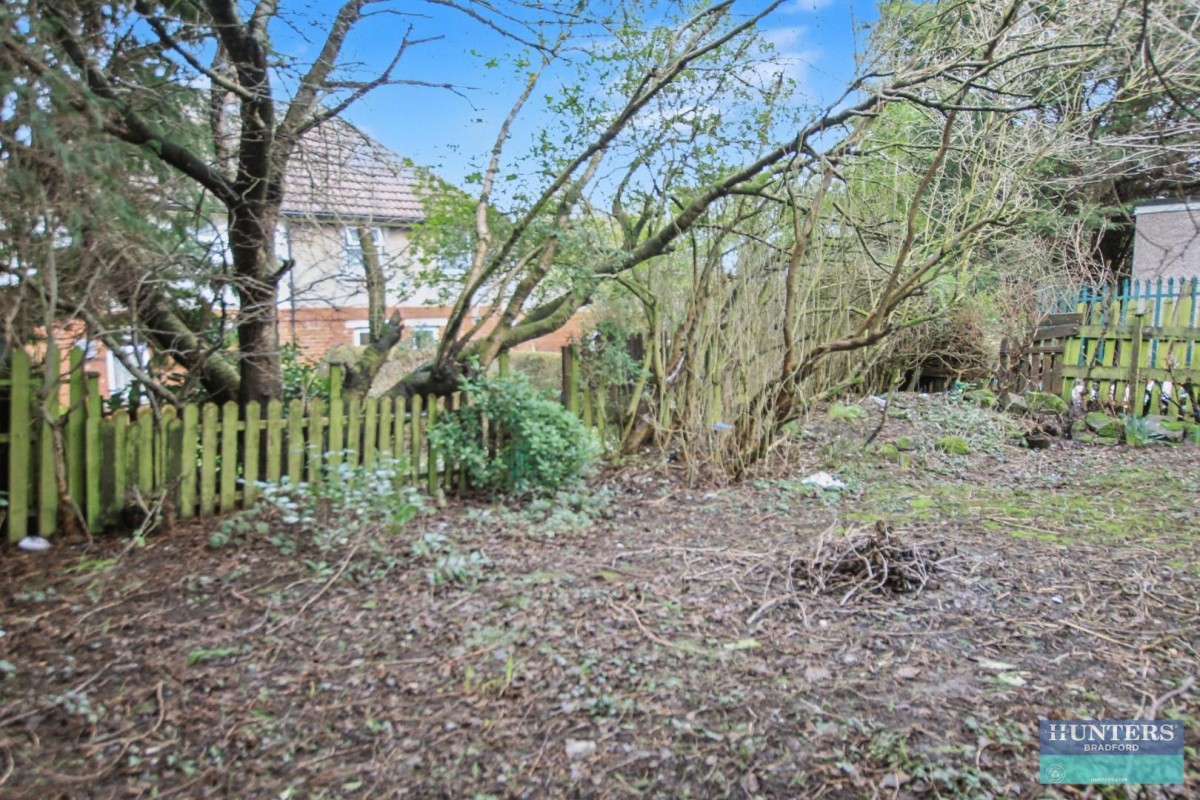 Emerson Avenue Bradford, BD9 6EA